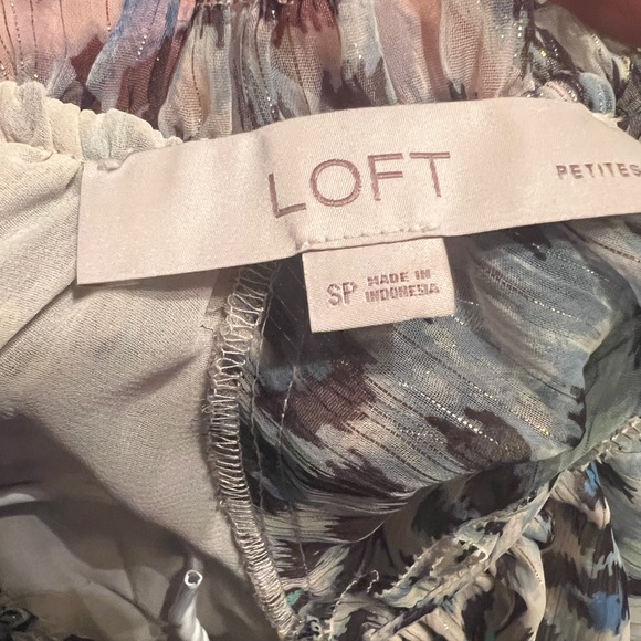 Shimmer Animal Print Ruffle Shell - Picture 5 of 5